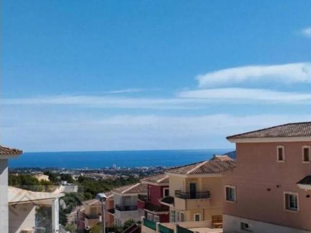 Villa en venta en La Nucia, Urbanización Pla de Garaita