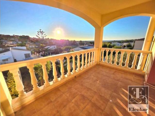 Chalet en venta en el Castell de Montornès, Tarragonès
