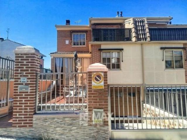 Chalet en venta en Laguna De Duero, Castilla y León