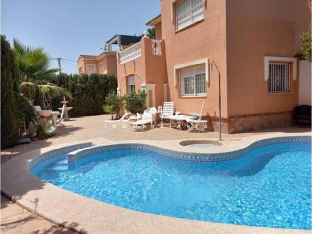 Chalet en venta en la Marina Baixa, Valencia