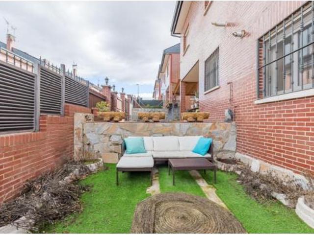 Chalet en venta en Loeches, Madrid