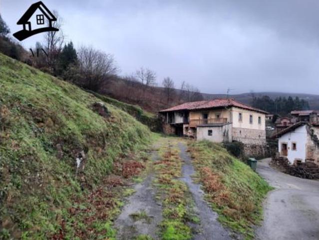 Chalet en venta en San Miguel de Luena, Luena
