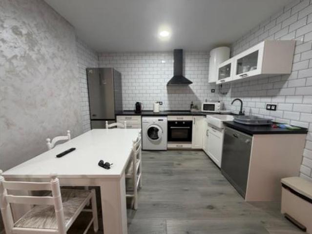 Chalet en venta en Madrigueras, Castilla-La Mancha