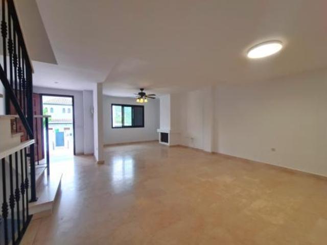Chalet en venta en San Luis de Sabinillas, Costa del Sol Occidental