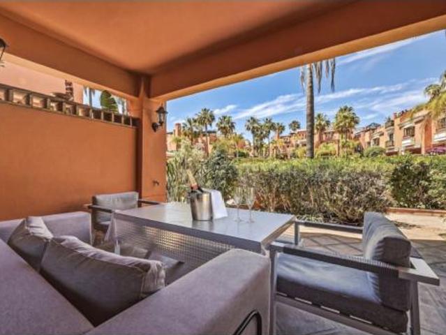 Chalet en venta en Rio Real, Costa del Sol Occidental