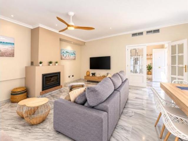 Chalet en venta en Rio Real, Costa del Sol Occidental