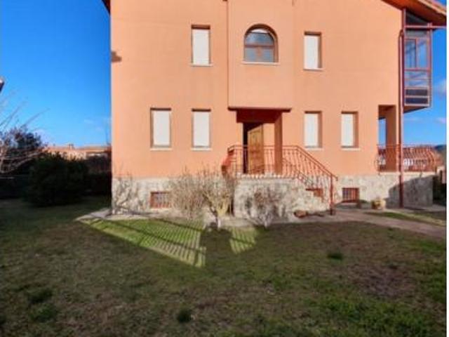 Chalet en venta en Pomar, Medina De Pomar