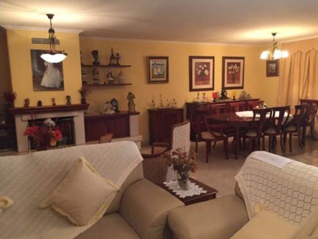 Chalet en venta en Melilla