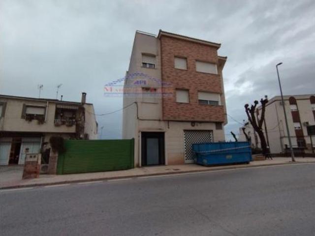 Villa en venta en Mengíbar