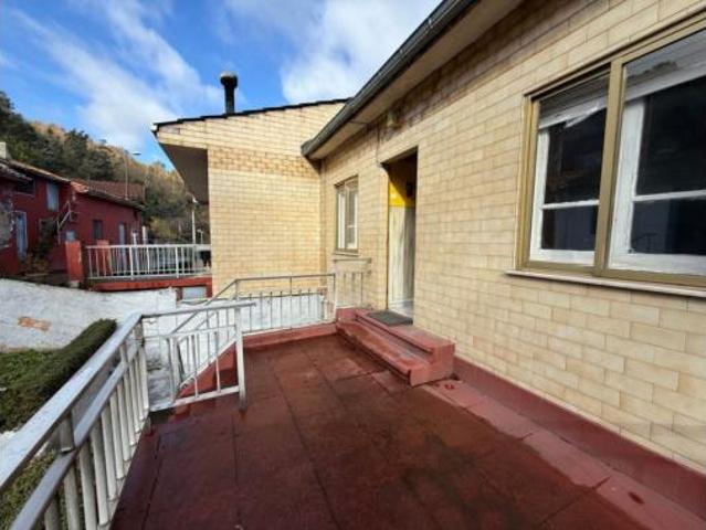 Chalet en venta en Mieres, Asturias