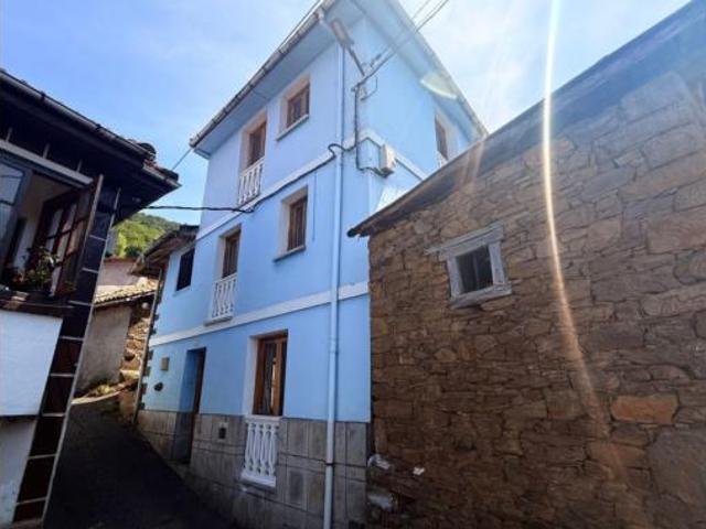 Chalet en venta en Santa Cruz, Mieres
