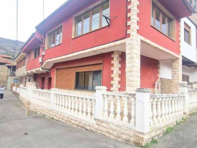 Chalet en venta en Mieres, Asturias