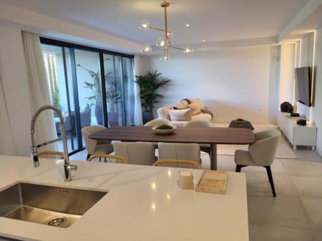 Chalet en venta en Las Lagunas, Mijas