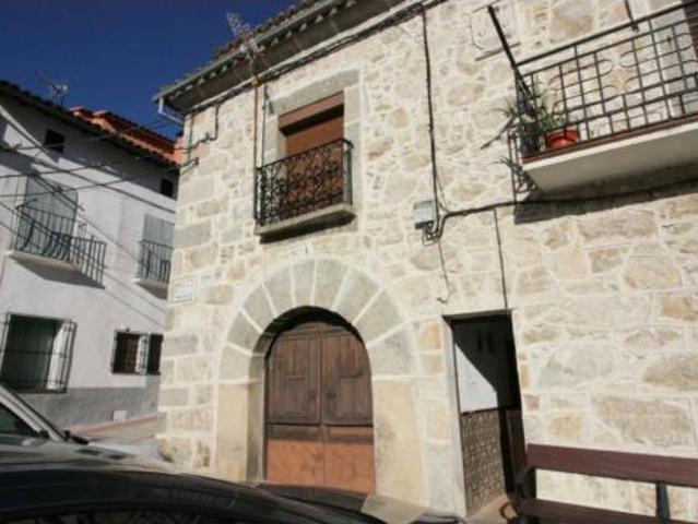 Chalet en venta en Mombeltrán, Castilla y León
