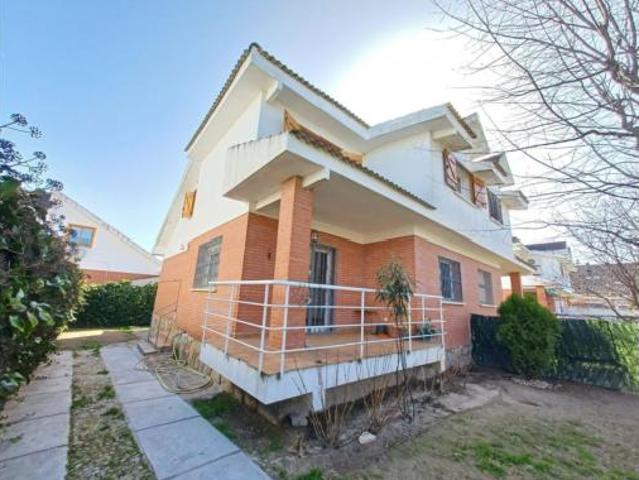 Villa en venta en Moralzarzal