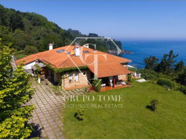 Chalet en venta en Mutriku, Gipuzkoa