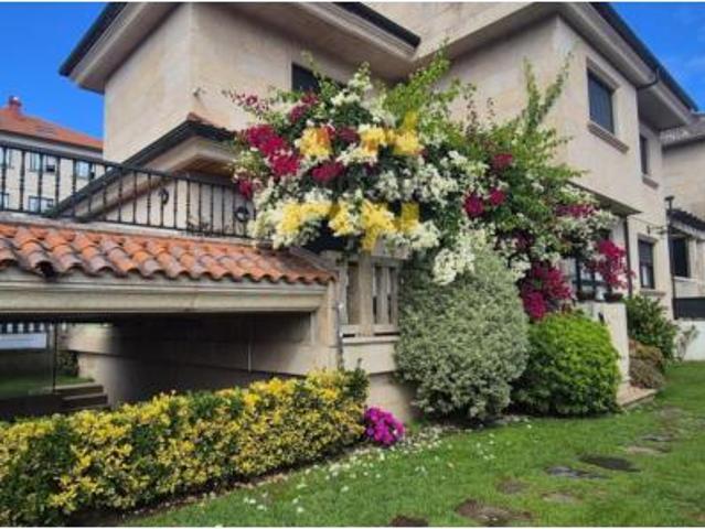 Chalet en venta en As Telleiras, Vigo