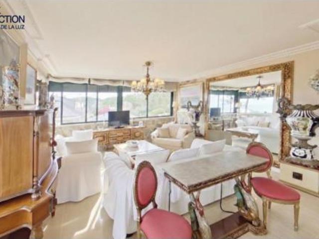 Chalet en venta en O Grove, O Salnés