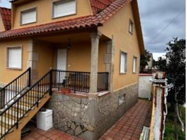 Chalet en venta en O Grove, O Salnés