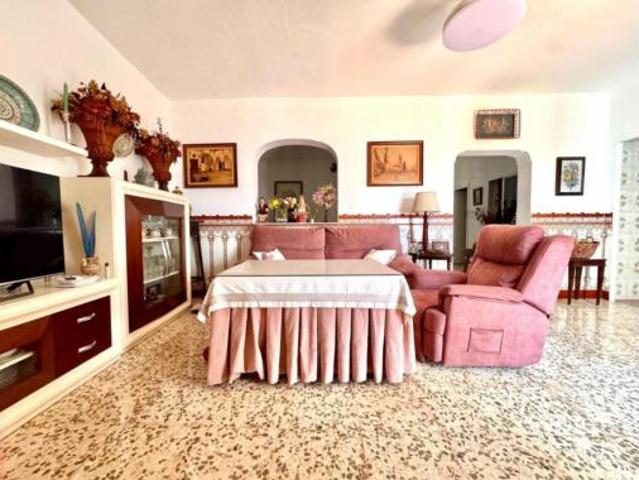 Chalet en venta en Olivares, Andalucía