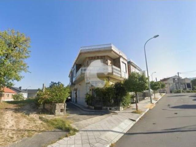 Chalet en venta en Montealegre, Ourense