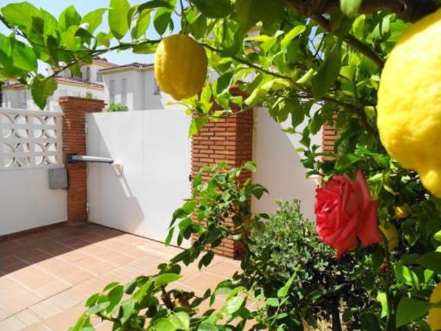 Chalet en venta en Peligros, Urbanización Nueva Monteluz