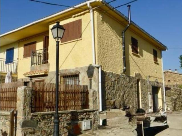 Chalet en venta en Piñuécar-gandullas, Madrid