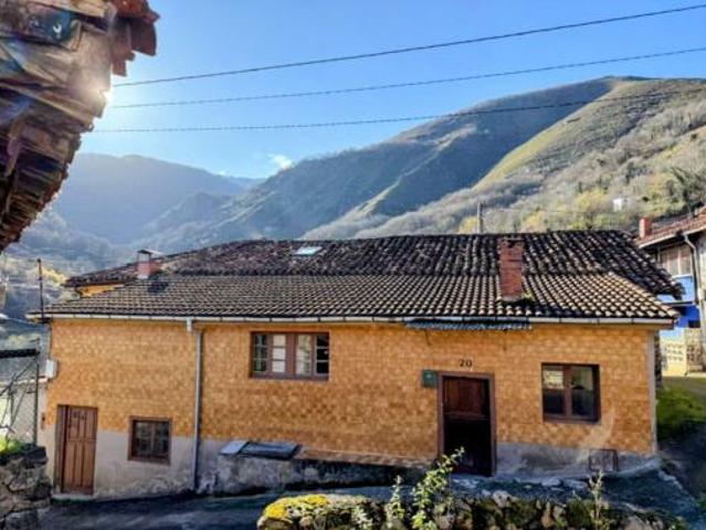 Chalet en venta en Quirós, Asturias