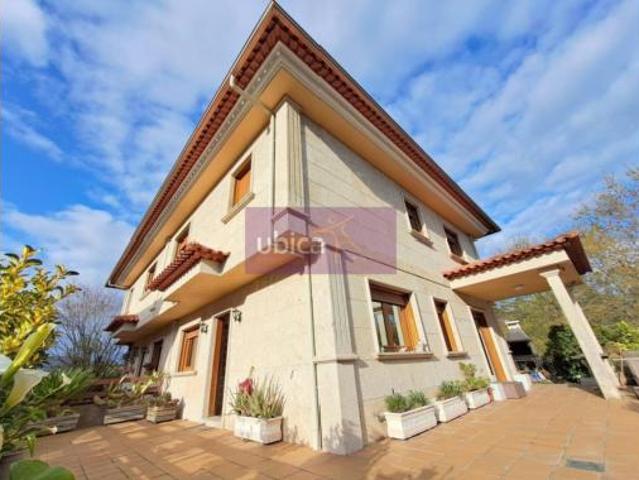 Chalet en venta en Salceda de Caselas, Vigo