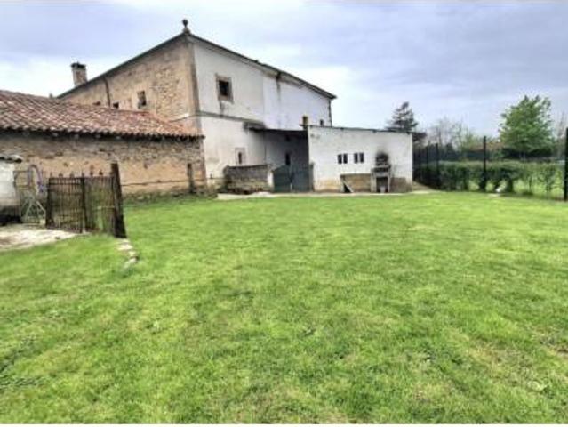 Chalet en venta en Argomilla, Santa María De Cayón