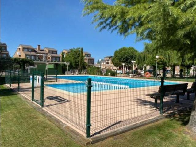 Chalet en venta en Valdelagua, Santa Marta De Tormes