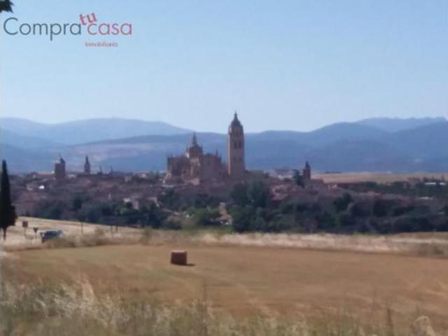 Chalet en venta en Zamarramala, Segovia