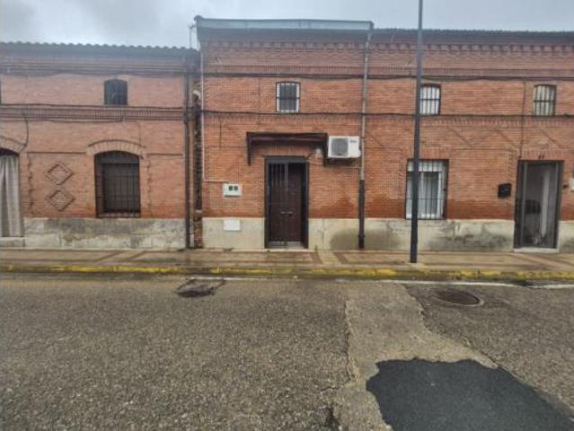 Chalet en venta en Valdestillas, Castilla y León