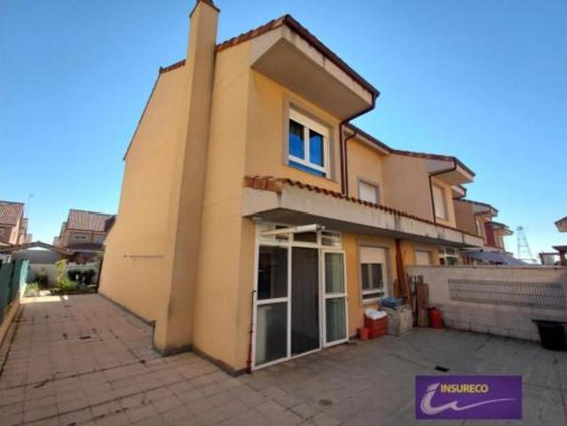 Chalet en venta en La Virgen del Camino, Valverde De La Virgen