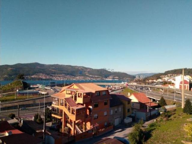 Chalet en venta en Teis, Vigo
