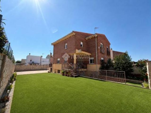 Chalet en venta en Villanueva De La Torre, Castilla-La Mancha