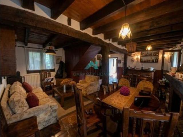 Chalet en venta en Bádames, Voto