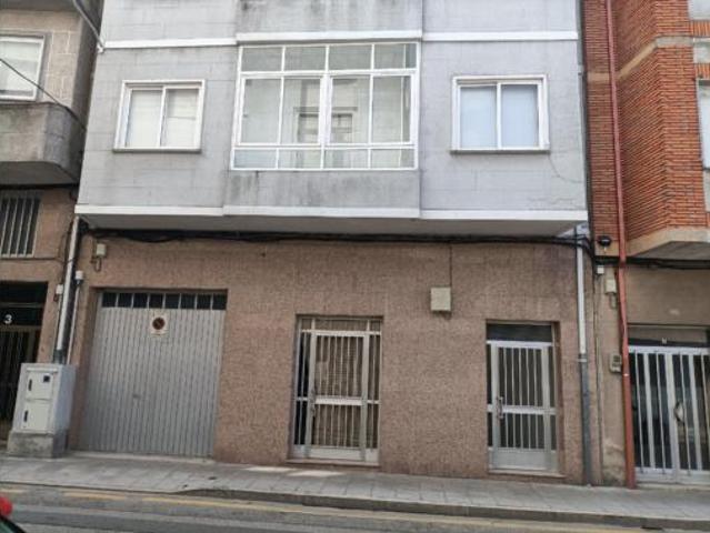 Chalet en venta en Xinzo De Limia, As Casas Baratas