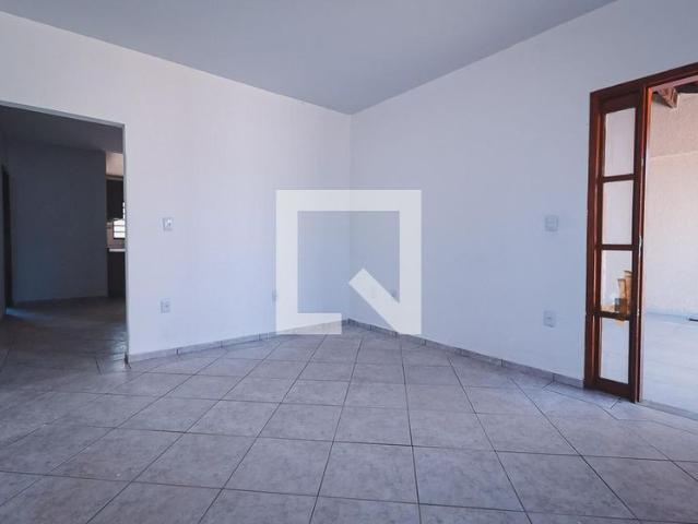 Casa aluguel em Região Geográfica Imediata de Goiânia, Goiânia