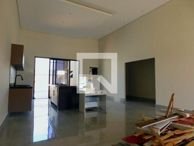 Casa aluguel em Parque Brasil 500, Paulinia