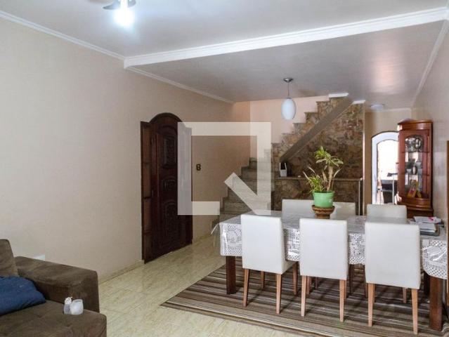 Casa aluguel em Região Imediata de São Paulo, Região Metropolitana de São Paulo