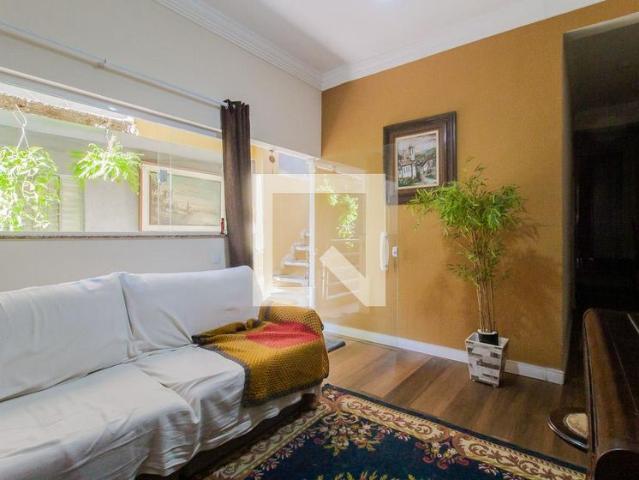 Casa aluguel em Região Imediata de São Paulo, Região Metropolitana de São Paulo