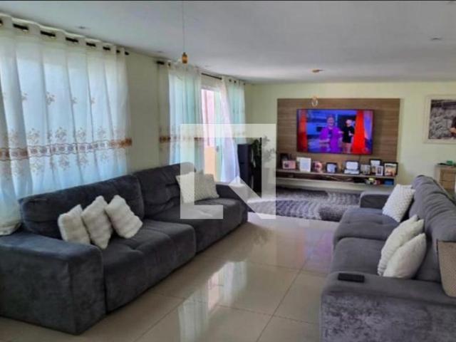 Casa aluguel em Região Imediata de São Paulo, Região Metropolitana de São Paulo