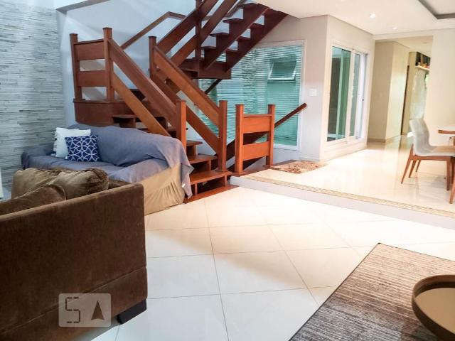 Casa aluguel em Região Imediata de São Paulo, Região Metropolitana de São Paulo