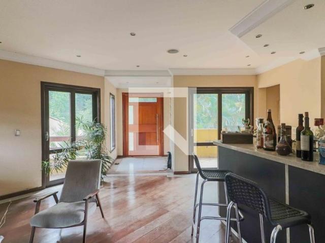 Casa aluguel em Região Imediata de São Paulo, Região Metropolitana de São Paulo