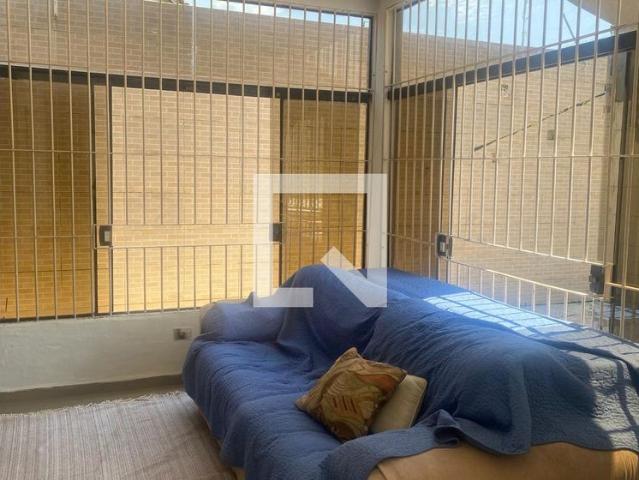 Casa aluguel em Região Imediata de Santos, Região Metropolitana da Baixada Santista