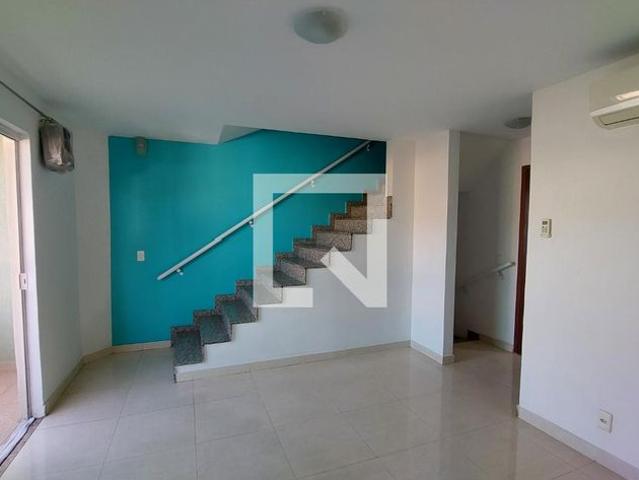 Casa aluguel em Região Geográfica Imediata do Rio de Janeiro, Região Metropolitana do Rio de Janeiro