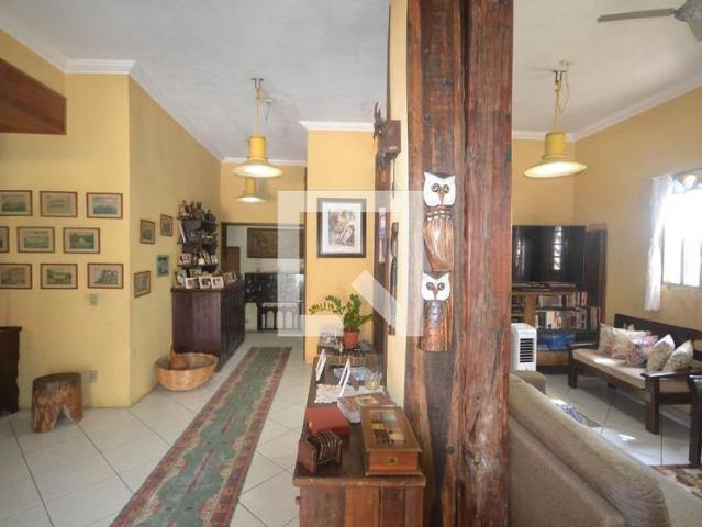 Casa aluguel em Região Geográfica Imediata do Rio de Janeiro, Região Metropolitana do Rio de Janeiro