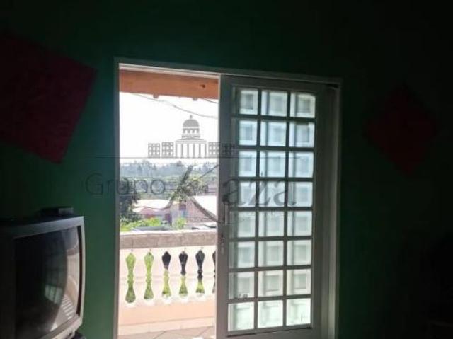 Casa venda em Região Imediata de São José dos Campos, Região Metropolitana do Vale do Paraíba e Litoral Norte