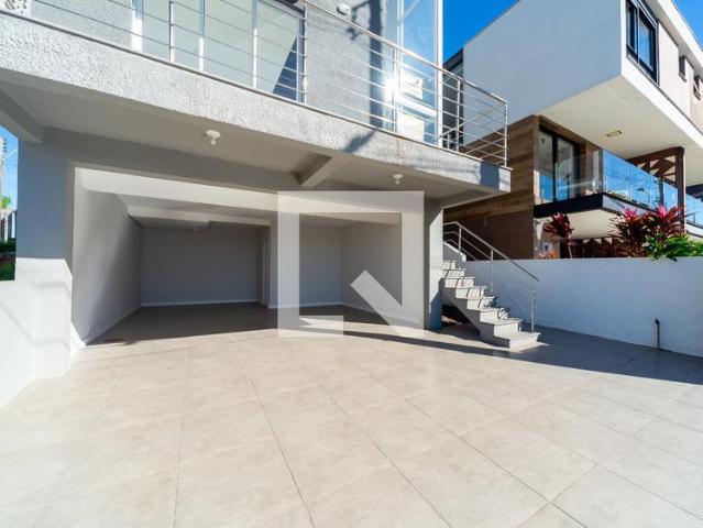 Casa aluguel em Região Geográfica Imediata de Porto Alegre, Região Metropolitana de Porto Alegre